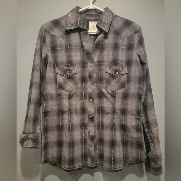 Panhandle Rough Stock V neck Western Shirt - Picture 1 of 5